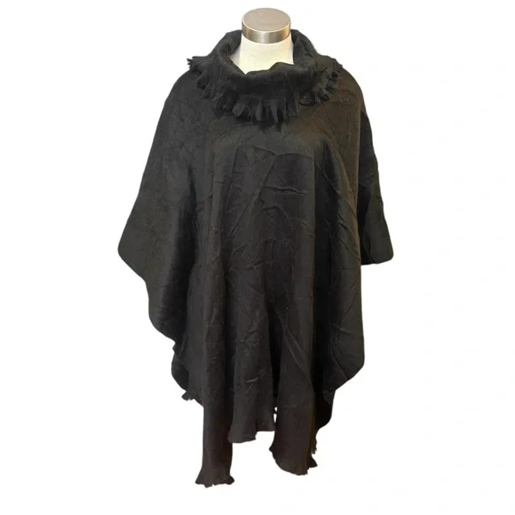 NWT Pokoloko Cowl Neck Poncho Shawl Black "Ink Tartan" One Size - Picture 3 of 14